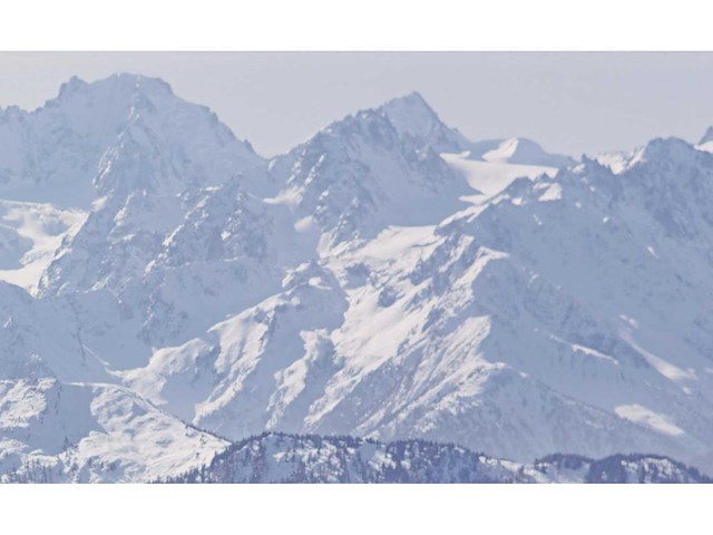 Foto slim aarons ‘lounging in verbier’ - afbeelding 3 van  3