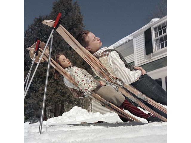 Foto slim aarons ‘skiing pause’ - afbeelding 1 van  2