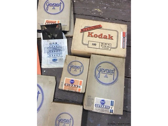Fotomateriaal oud fotopapier - afbeelding 2 van  3