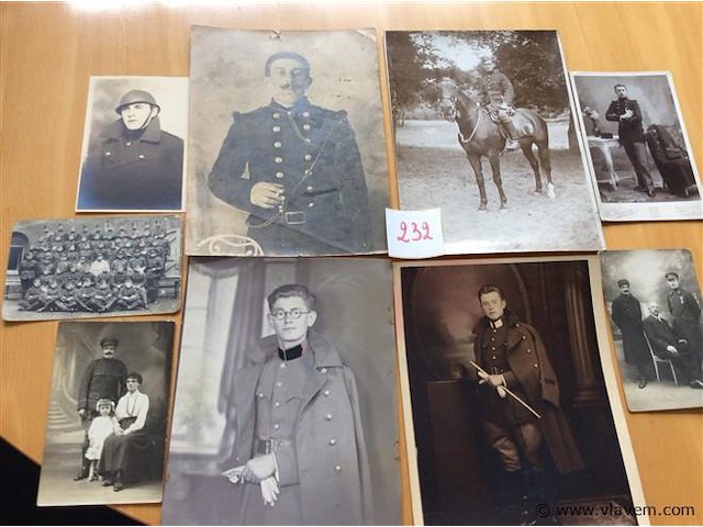 Foto's militairen - afbeelding 1 van  3