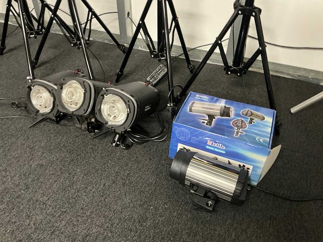 Fotostudio lampen en flitsers - afbeelding 2 van  9