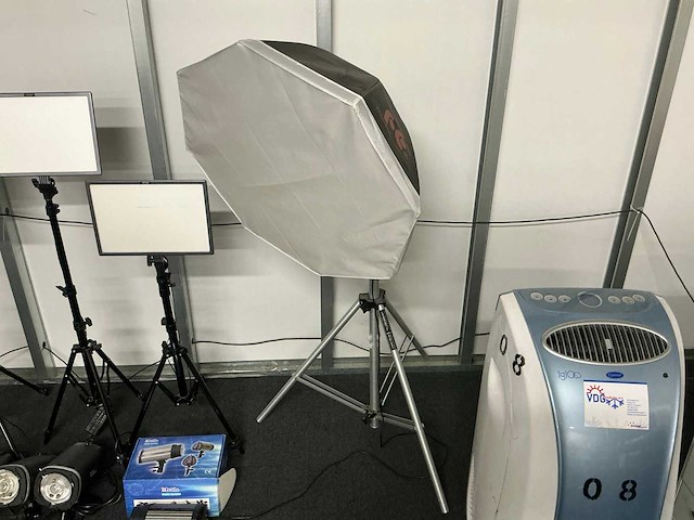 Fotostudio lampen en flitsers - afbeelding 5 van  9