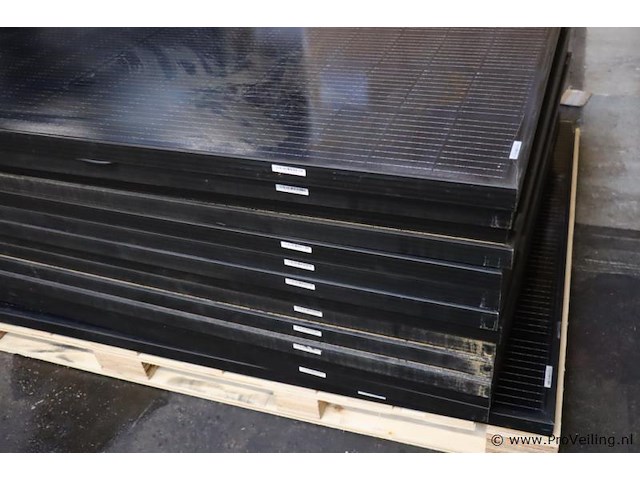 Fotovoltaïsch zonnepaneel (demo) - 14 stuks - afbeelding 2 van  3