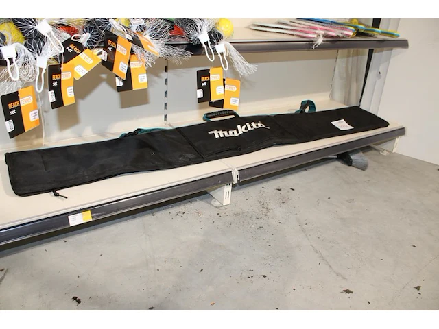 Foudraal t.b.v. makita zaaggeleider 140 cm - afbeelding 1 van  2