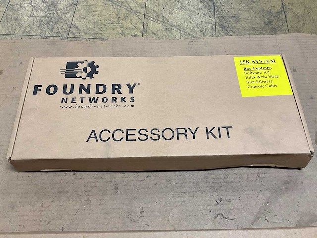 Foundry networks rack mount kit - afbeelding 2 van  2