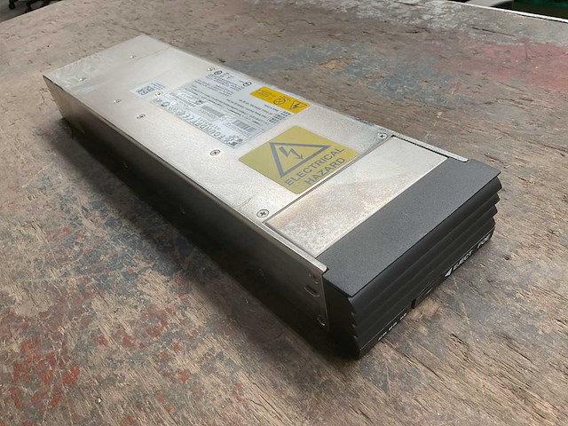 Foundry networks voedingseenheid - afbeelding 1 van  4