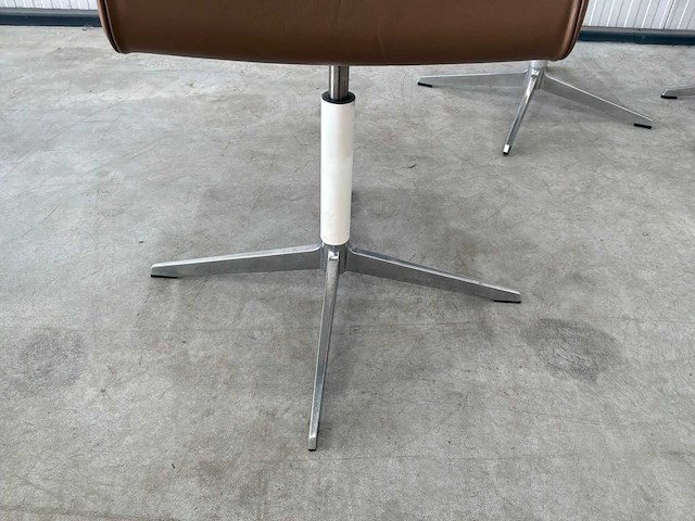 Four - conference chair (4x) - afbeelding 6 van  6