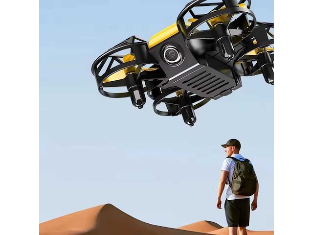 Four axis drone (9x) - afbeelding 3 van  8