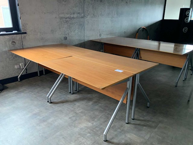 Four design zweedse vergadertafels (4x) - afbeelding 1 van  6
