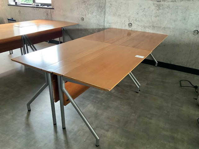 Four design zweedse vergadertafels (4x) - afbeelding 1 van  6