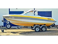 Four winns v8 - 10 persoons boot met romp zit - speedboot