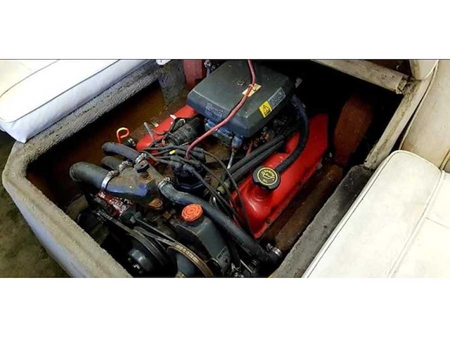 Four winns v8 - 10 persoons boot met romp zit - speedboot - afbeelding 7 van  9