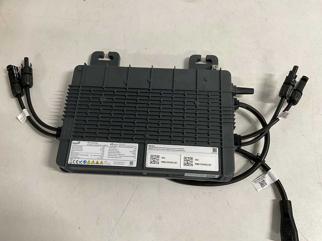 Fox ess - m1-!000-e - micro inverter (4x) - afbeelding 2 van  4