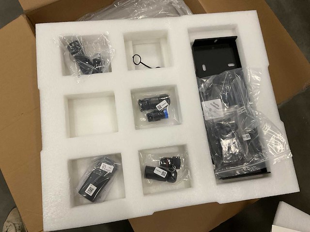 Foxess h3-10.0-e omvormer - afbeelding 3 van  5