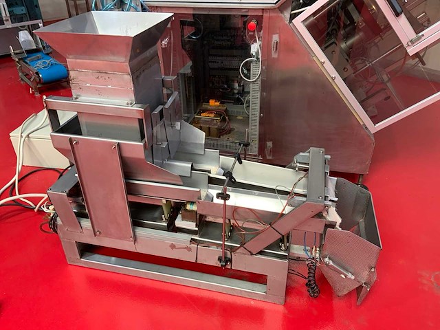 Fp packaging machinery vffs verticale vorm-, vul- en sealmachine inclusief rvs portioneer vulunit - afbeelding 20 van  34