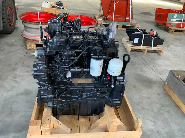 Fpt 4 cilinder motor - afbeelding 2 van  9
