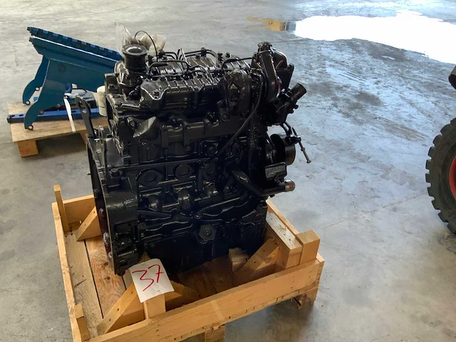 Fpt 4 cilinder motor - afbeelding 3 van  9