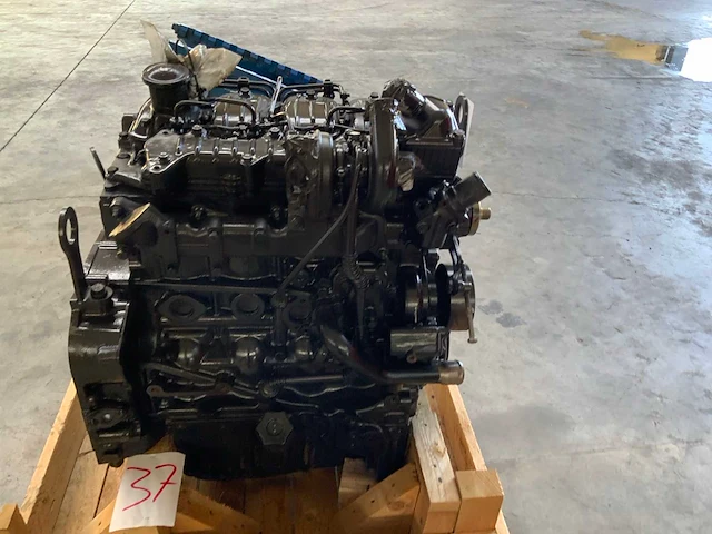 Fpt 4 cilinder motor - afbeelding 4 van  9
