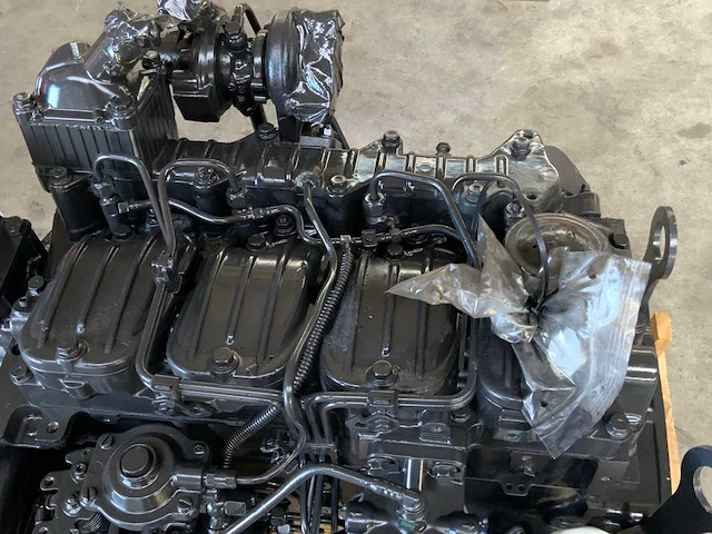 Fpt 4 cilinder motor - afbeelding 9 van  9