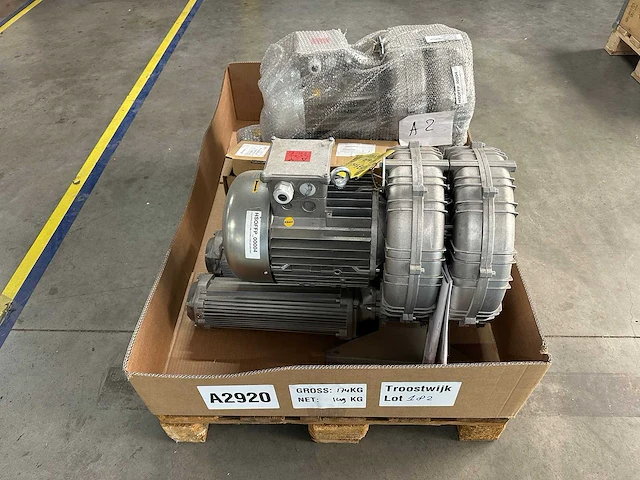 Fpz, bonora, hitop motor - partij industriële zijkanaalventilatoren / vacuümblowers met elektromotoren - afbeelding 1 van  8