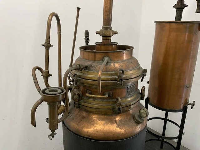 Fr. d'hondt - decoratieve antieke distilleerketel - afbeelding 6 van  12