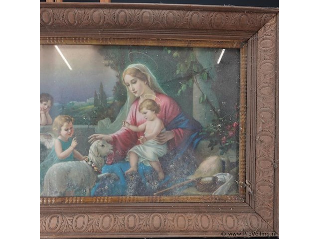 Fraai bestoken oude houten lijst met religieus tafereel - afbeelding 3 van  5