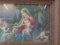 Fraai bestoken oude houten lijst met religieus tafereel - afbeelding 3 van  5