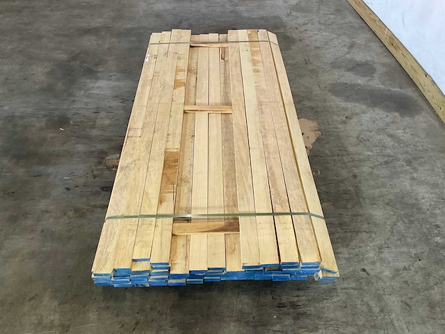 Fraké plank - 245x7,5x2,3 cm (83x) - afbeelding 1 van  3