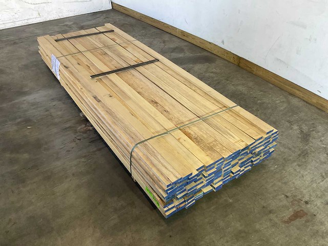 Fraké plank - 305x7,5x2,3 cm (70x) - afbeelding 1 van  4