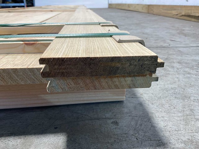 Fraké plank mes- en groef verbinding 515x11,7x2 cm (11x) - afbeelding 7 van  9