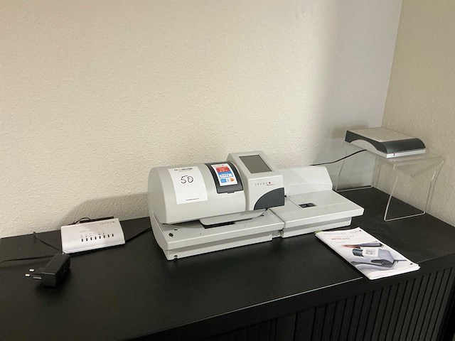 Frama matrix f4 frankeermachine - afbeelding 1 van  7