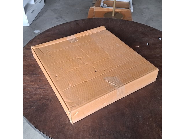 Frame bijzettafel | goudkleurig, 2026 - afbeelding 5 van  5