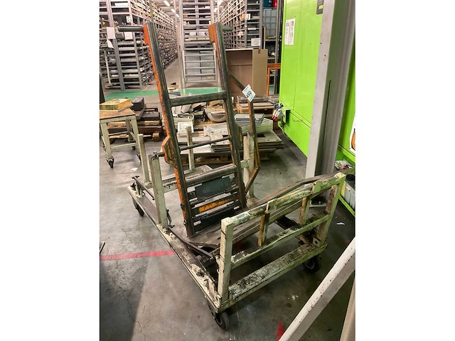 Frame met hijskettingen en met kantelinrichting - afbeelding 4 van  12