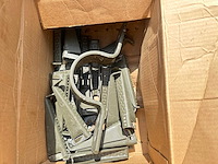 Frame met rode markeerlichten - afbeelding 1 van  2