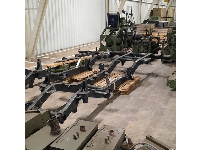 Frame/chassis, mercedes-benz - afbeelding 1 van  11