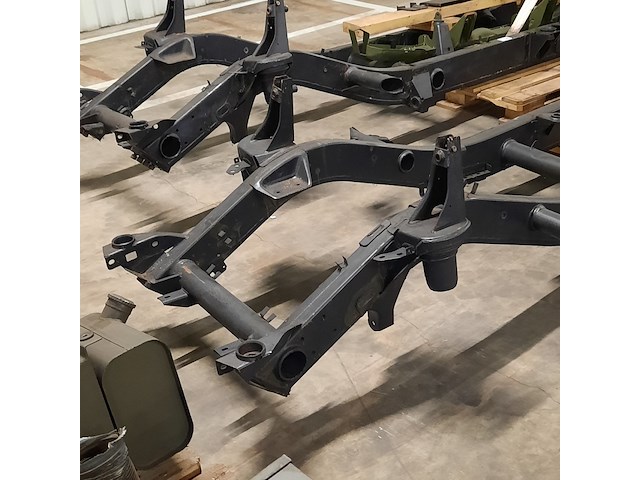 Frame/chassis, mercedes-benz - afbeelding 4 van  11