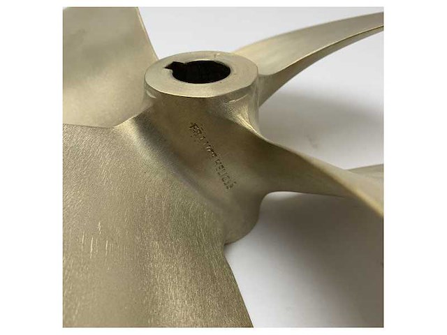 France helices 4 -blade 12.85 x 12.2 r propeller - c200340 - afbeelding 4 van  5