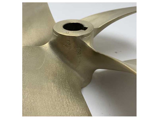 France helices 4 -blade 12.85 x 12.2 r propeller - c200340 - afbeelding 5 van  5