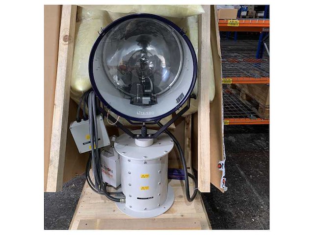 Francis l480rc electric remote controlled professional searchlight 230v - 1000w - afbeelding 4 van  9