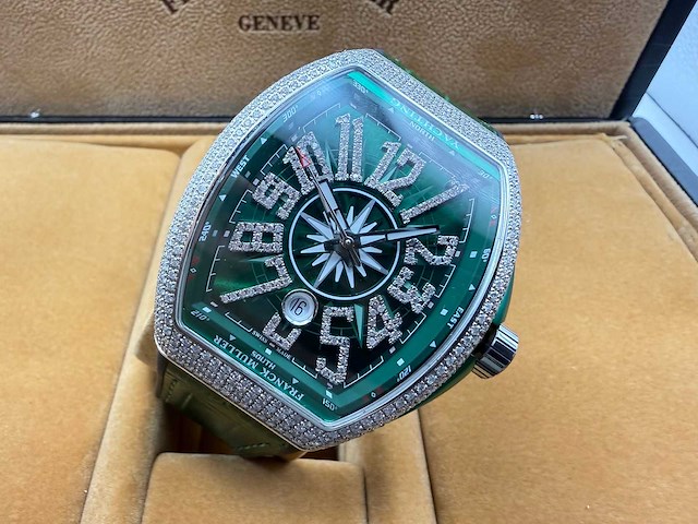 Franck muller vanguard | 44mm | diamonds | green - afbeelding 7 van  13