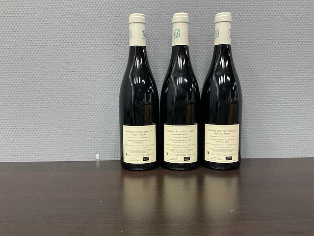 Francoise andre pernand vergelesses fichots rouge 2019 (3x) - afbeelding 2 van  3