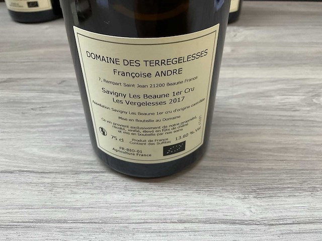 Francoise andre savigny-les-beaune 1er cru vergelesses 2017 (4x) - afbeelding 3 van  3
