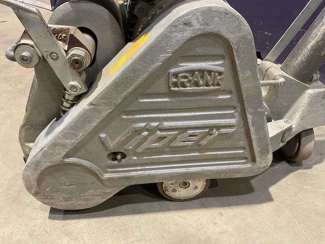 Frank viper parketschuurmachine voor onderdelen - afbeelding 2 van  3