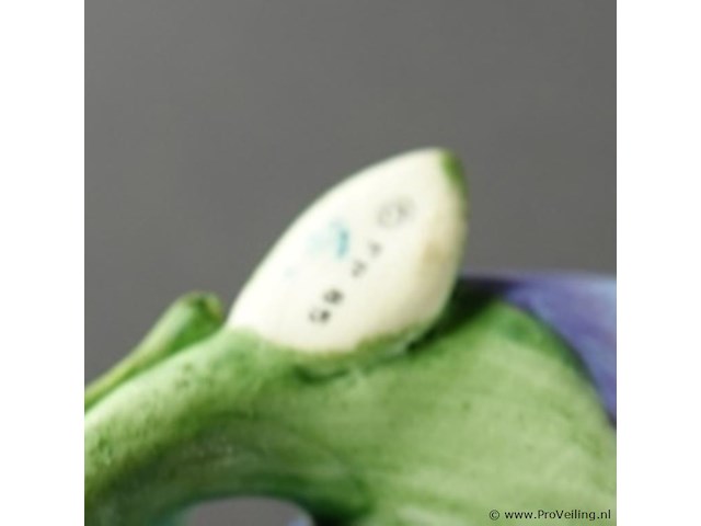 Franklin mint biscuitporseleinen vlinderbeeldje uit de serie "butterflies of the world" - afbeelding 5 van  5