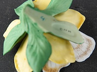 Franklin mint biscuitporseleinen vlinderbeeldje uit de serie "butterflies of the world" - afbeelding 4 van  5