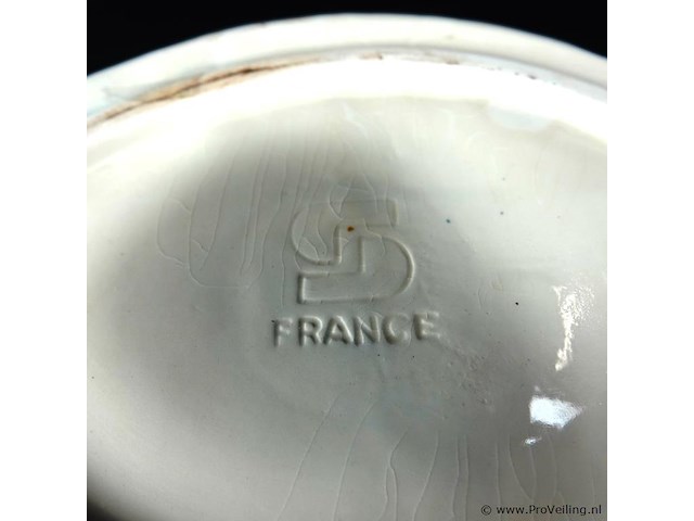 Frans porseleinen vis als dekselschaal - afbeelding 5 van  5