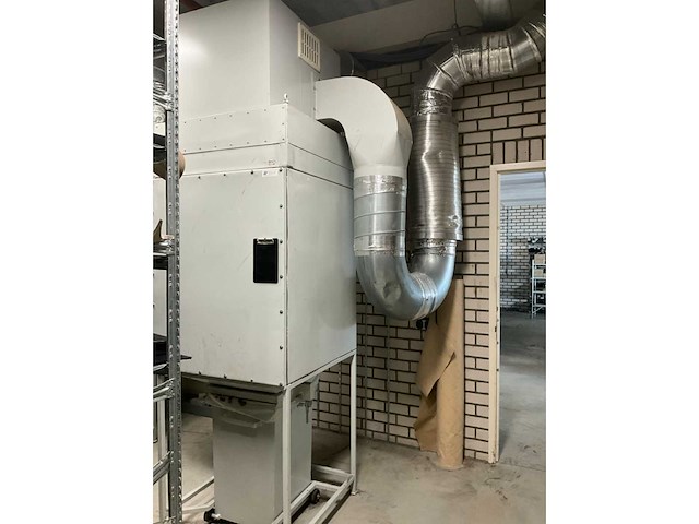 Frans pulles filterafzuiginstallatie v.v. mobiele stofopvangunit, besturingskast - afbeelding 1 van  8