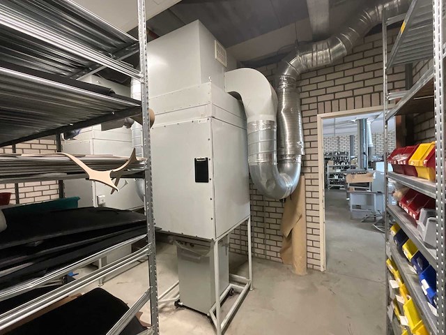 Frans pulles filterafzuiginstallatie v.v. mobiele stofopvangunit, besturingskast - afbeelding 8 van  8