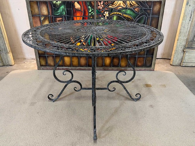 Franse stijl metalen tafel - afbeelding 2 van  3