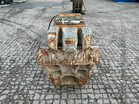 Frd / furukawa betonvergruizer - afbeelding 11 van  16